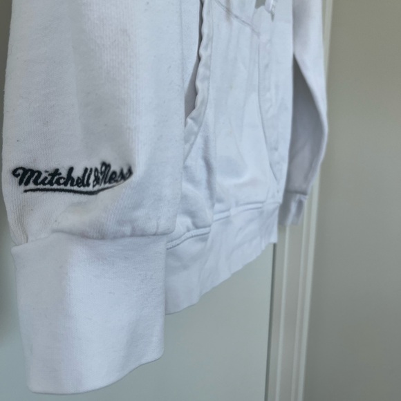 Mitchell & Ness Toronto Raptors throwback vintage hoodie - Picture 7 of 12